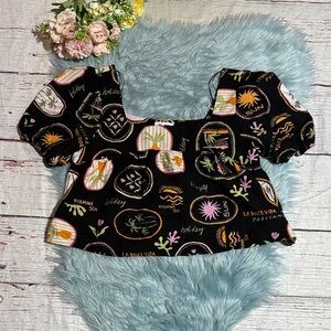 Day + Moon Trendy Black Graphic Puff Sleeve Women's Crop Top sz M